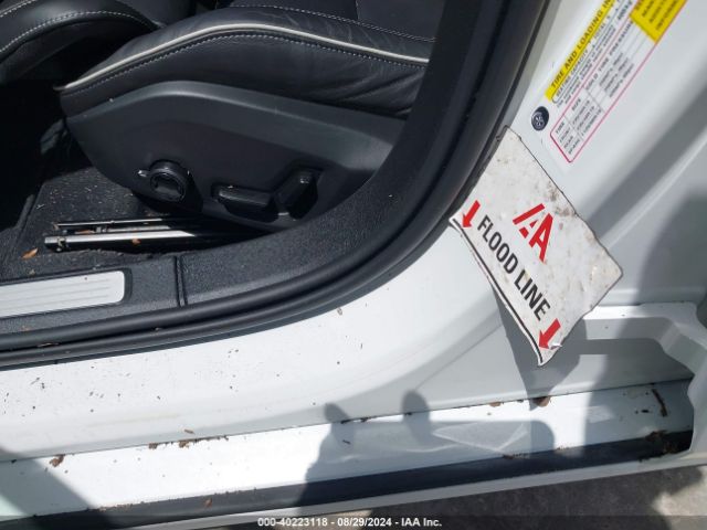 7JRL12TH5RG305135 Volvo S60 B5 Plus Black Edition