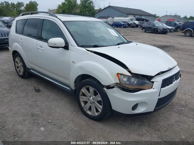 2011 MITSUBISHI OUTLANDER JA4JT3AW5BU032139 Photo 0