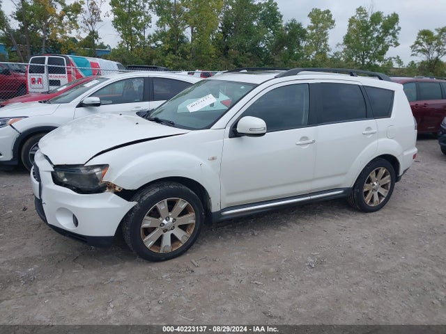 2011 MITSUBISHI OUTLANDER JA4JT3AW5BU032139 Photo 1