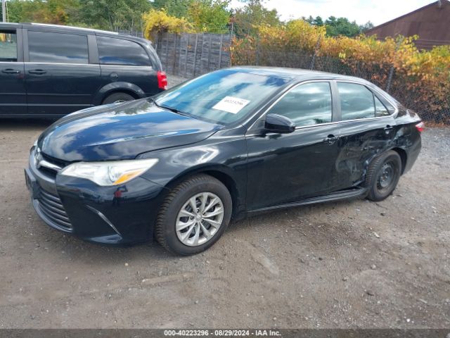 4T4BF1FK2FR486559 Toyota CAMRY LE