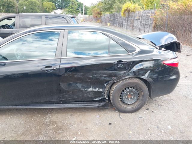4T4BF1FK2FR486559 Toyota CAMRY LE