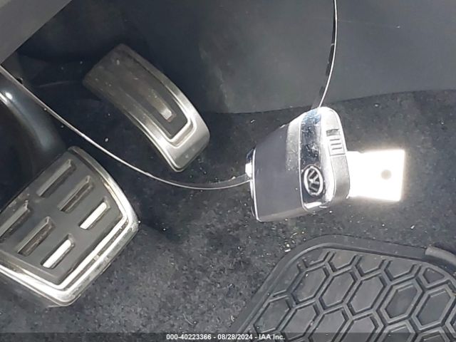 3VW9T7BU0RM049312 Volkswagen Jetta Gli 40th Anniversary Edition