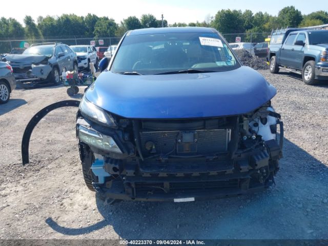 5N1BT3BB7NC683929 Nissan Rogue Sv Intelligent Awd