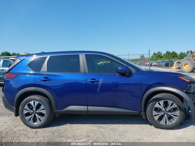 5N1BT3BB7NC683929 Nissan Rogue Sv Intelligent Awd