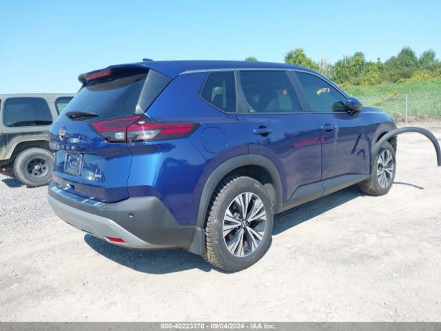 5N1BT3BB7NC683929 Nissan Rogue Sv Intelligent Awd