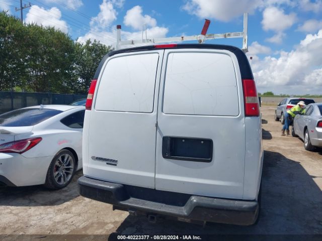 1GCWGGCF5F1146167 Chevrolet Express 2500 Work Van