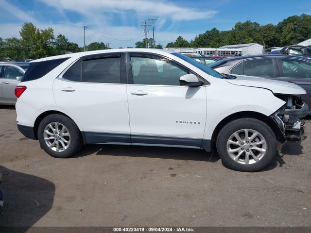 Chevrolet EQUINOX LT 2018 2GNAXSEV6J6165034 Image 13