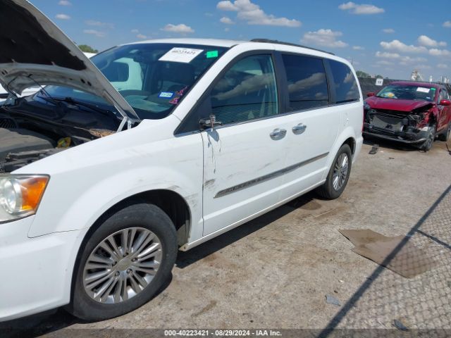 2C4RC1CG8ER113530 Chrysler Town & Country Touring-l