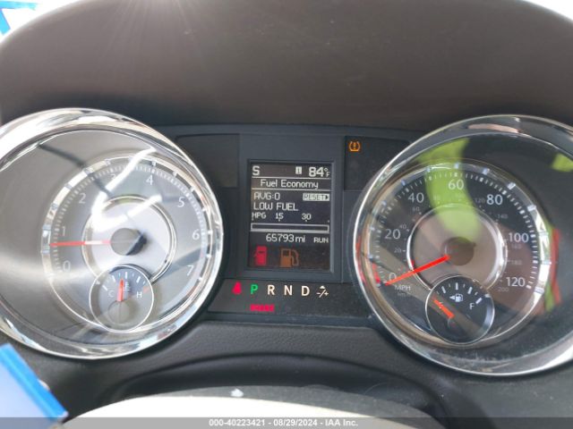 2C4RC1CG8ER113530 Chrysler Town & Country Touring-l