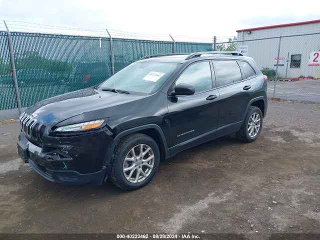 1C4PJLAS5GW230766 Jeep Cherokee Sport