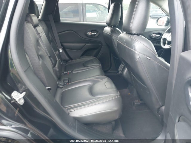 1C4PJLAS5GW230766 Jeep Cherokee Sport