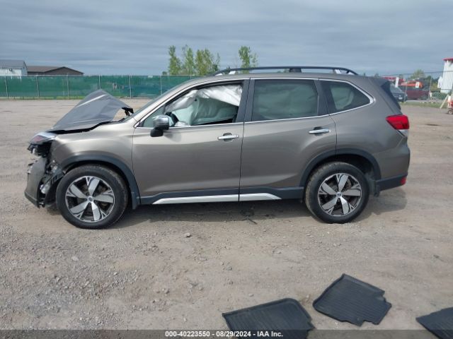 JF2SKAWC2KH460499 Subaru Forester Touring