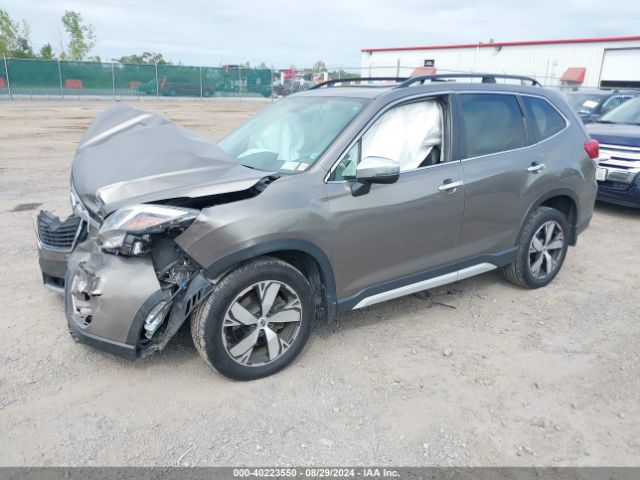 JF2SKAWC2KH460499 Subaru Forester Touring