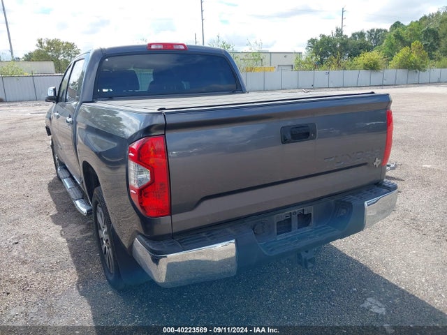 5TFFW5F13HX215400 Toyota Tundra Limited 5.7l V8