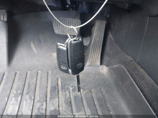 5XXGT4L37JG209528 KIA Optima S