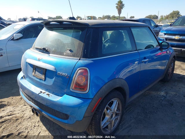 2009 MINI COOPER S WMWMF73539TW82106 Photo 3