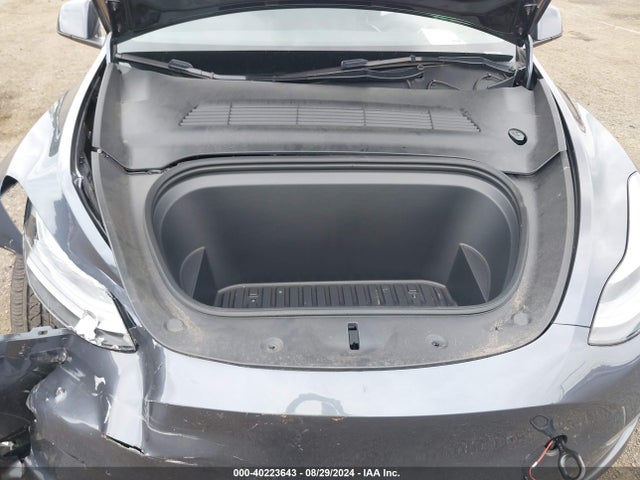 2023 TESLA MODEL Y 7SAYGDEE8PF804409 Photo 9