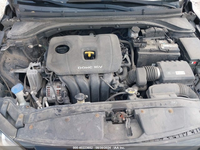 Hyundai ELANTRA SEL 2018 5NPD84LF0JH222513 Image 10