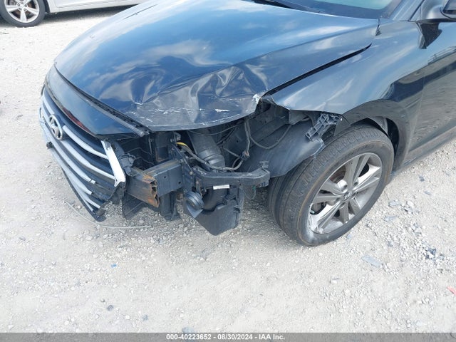 Hyundai ELANTRA SEL 2018 5NPD84LF0JH222513 Image 19