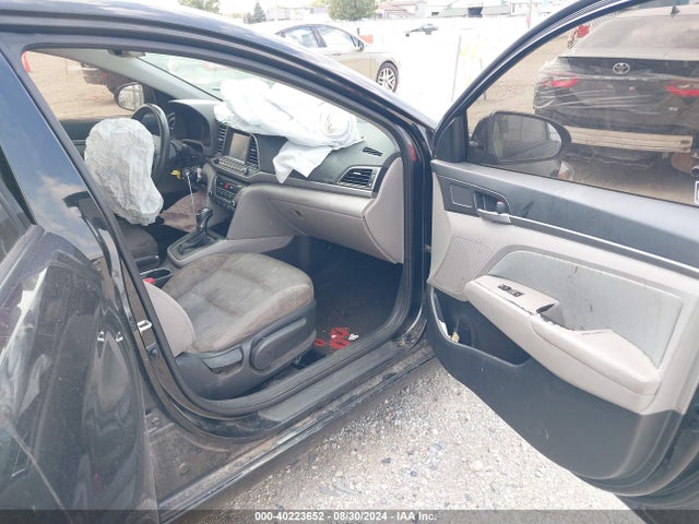 Hyundai ELANTRA SEL 2018 5NPD84LF0JH222513 Image 5