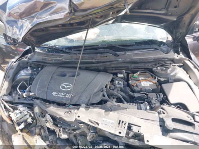 3MZBN1V35JM220295 Mazda Mazda3 Touring
