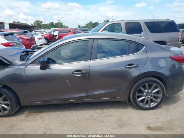 3MZBN1V35JM220295 Mazda Mazda3 Touring