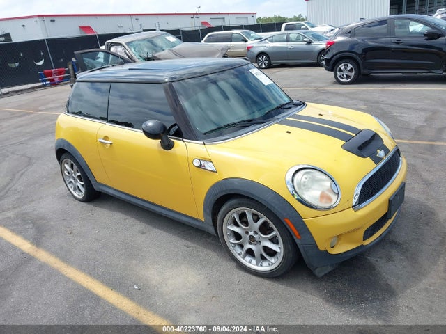 2008 MINI COOPER S WMWMF73508TT87009 Photo 0