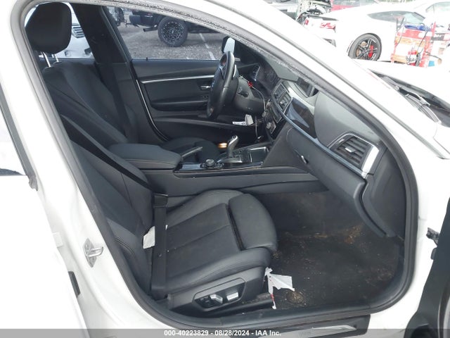 WBA8B9C34HK886148 BMW 330I