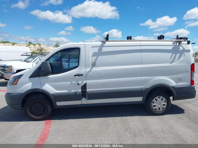 Ford Transit-250 2017 1FTYR1YM5HKB32970 Image 14