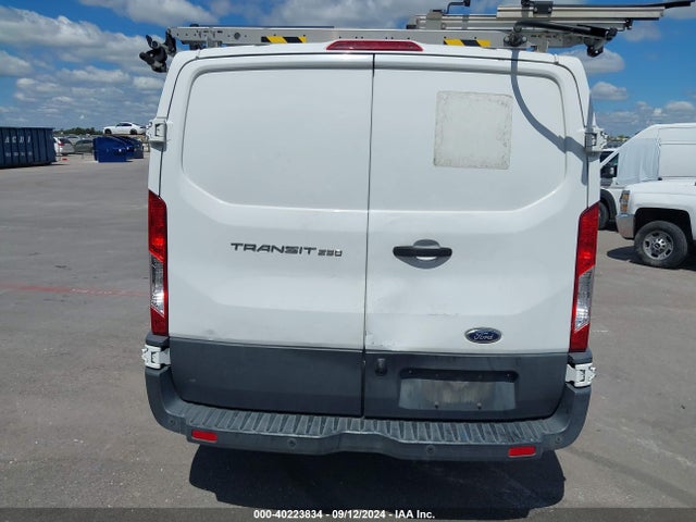 Ford Transit-250 2017 1FTYR1YM5HKB32970 Image 16