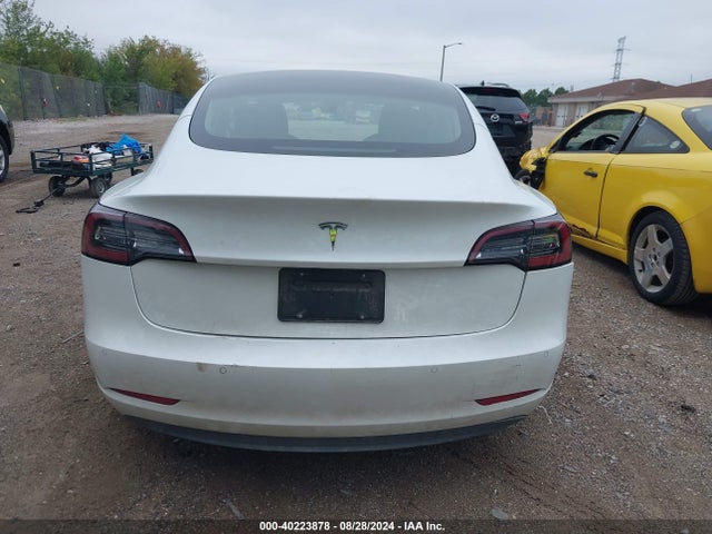 Tesla Model 3 Rear-wheel Drive 2022 5YJ3E1EA2NF207830 Image 16