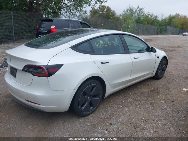 2022 TESLA MODEL 3 5YJ3E1EA2NF207830 Photo 3