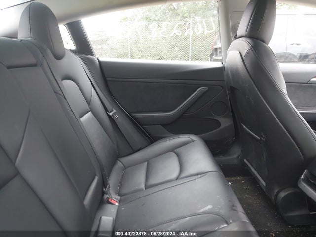 2022 TESLA MODEL 3 5YJ3E1EA2NF207830 Photo 7