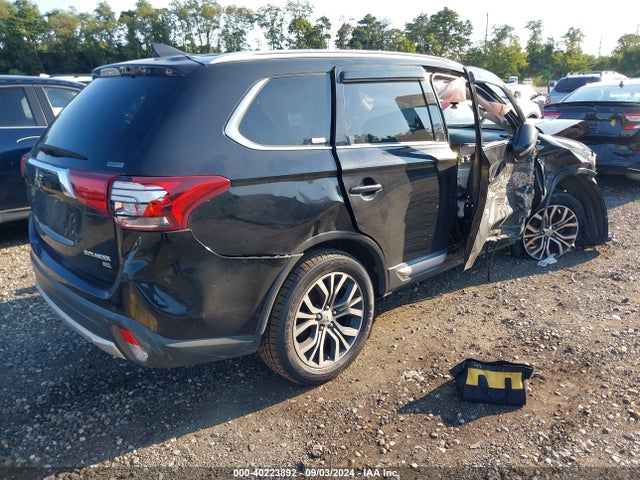 2017 MITSUBISHI OUTLANDER JA4AZ3A31HZ024264 Photo 3