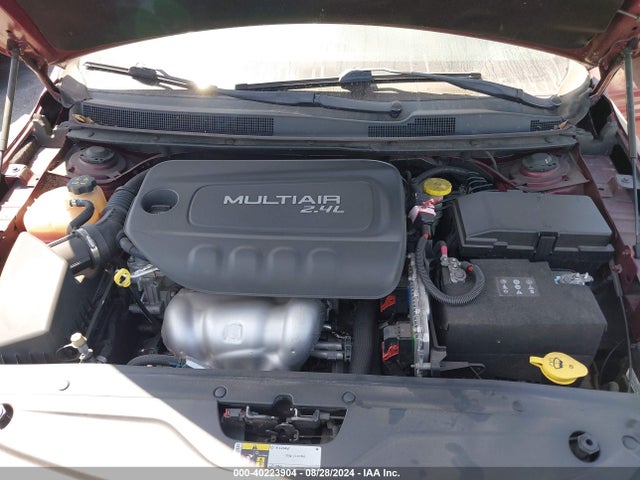 Chrysler 200 Limited 2015 1C3CCCABXFN521653 Image 10