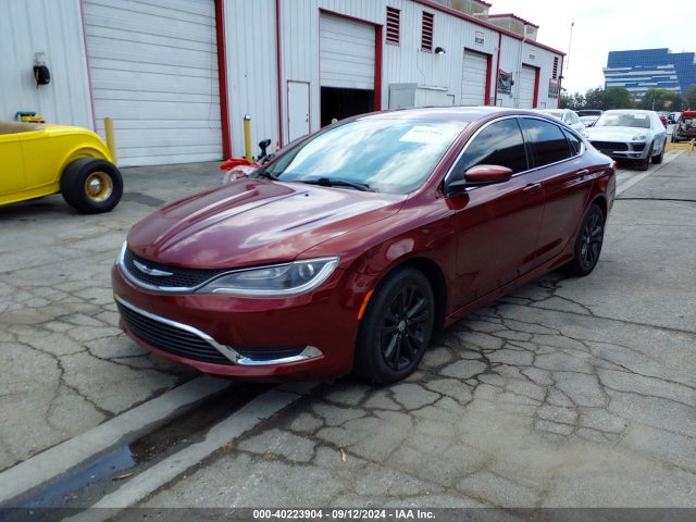 Chrysler 200 Limited 2015 1C3CCCABXFN521653 Image 2