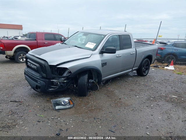 1C6RR7GGXKS688273 RAM 1500 Classic Warlock Quad Cab 4x4 6'4 Box