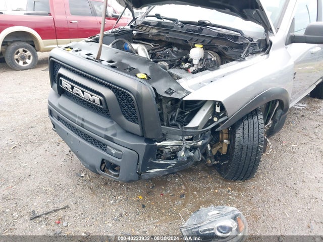 1C6RR7GGXKS688273 RAM 1500 Classic Warlock Quad Cab 4x4 6'4 Box