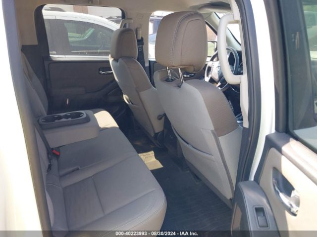 1N6ED1EK2NN666469 Nissan Frontier Sv 4x4