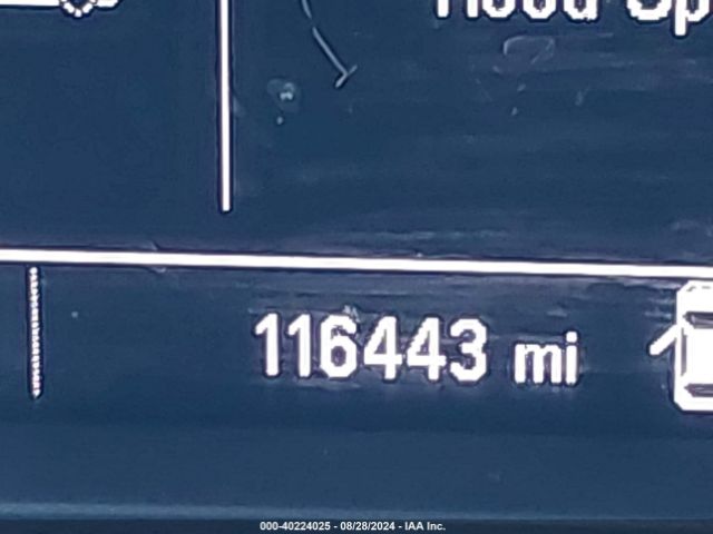 1G1ZD5ST2JF153406 Chevrolet MALIBU LT