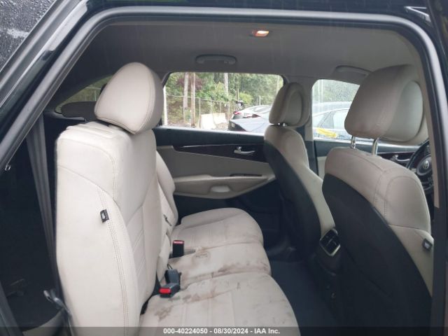 5XYPG4A51GG039132 KIA Sorento 3.3l Lx