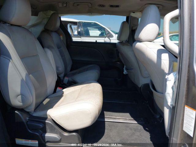 5TDDK3DC7FS097219 Toyota Sienna Limited Premium 7 Passenger