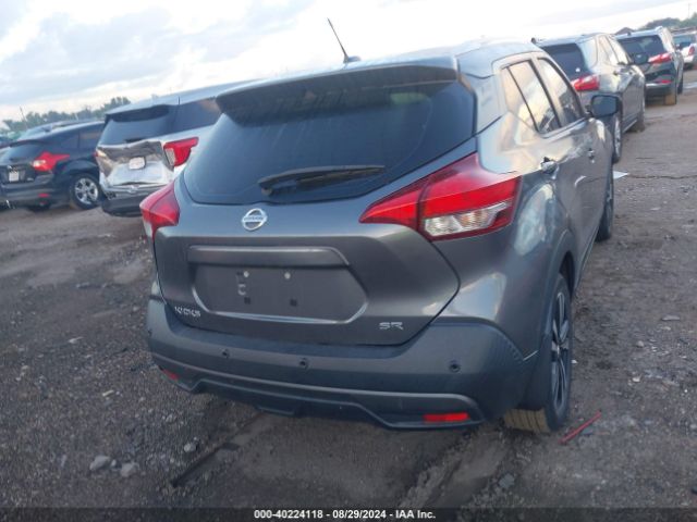 3N1CP5DV4LL483255 Nissan Kicks Sr Xtronic Cvt