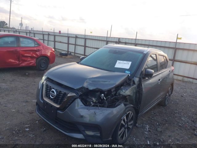 3N1CP5DV4LL483255 Nissan Kicks Sr Xtronic Cvt