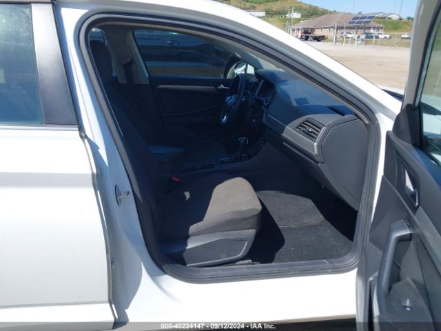 3VWC57BU7KM126425 Volkswagen Jetta