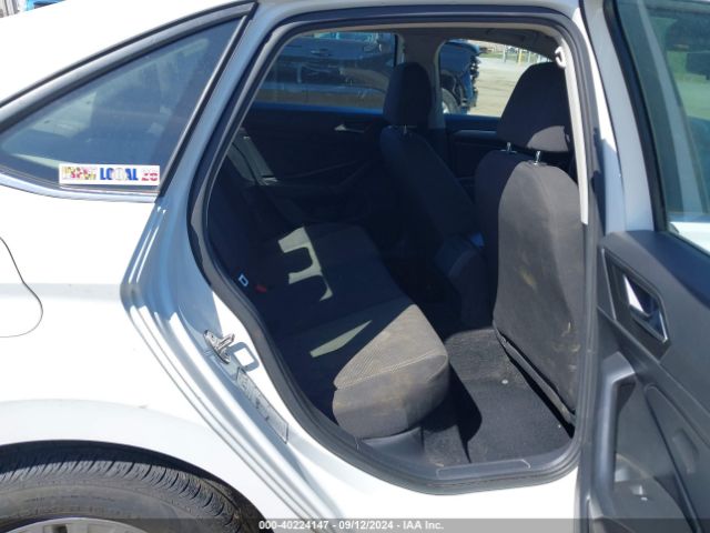 3VWC57BU7KM126425 Volkswagen Jetta