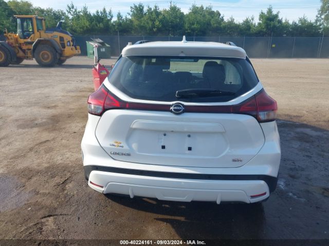 3N1CP5DV0NL499634 Nissan Kicks Sr Xtronic Cvt