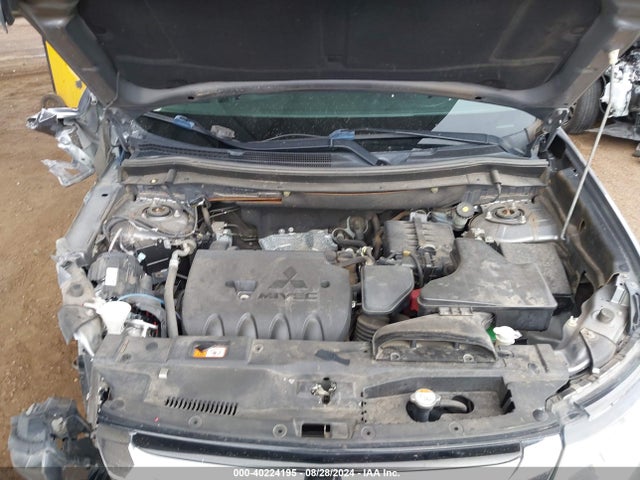 2016 MITSUBISHI OUTLANDER JA4AD3A39GZ056442 Photo 9