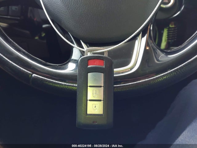 2016 MITSUBISHI OUTLANDER JA4AD3A39GZ056442 Photo 10