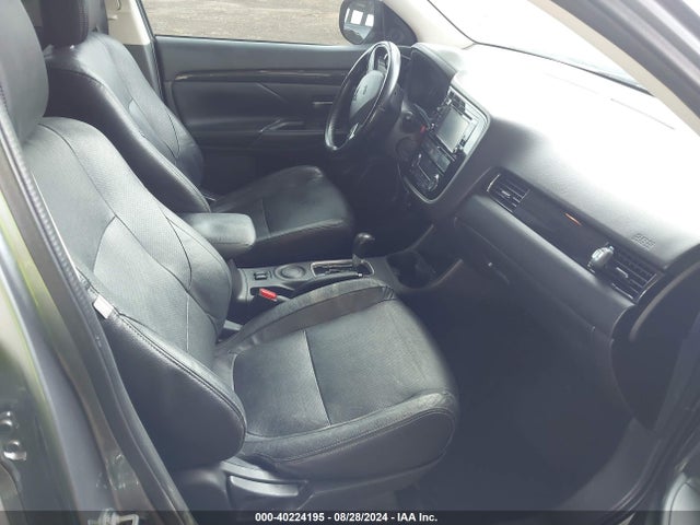 2016 MITSUBISHI OUTLANDER JA4AD3A39GZ056442 Photo 4